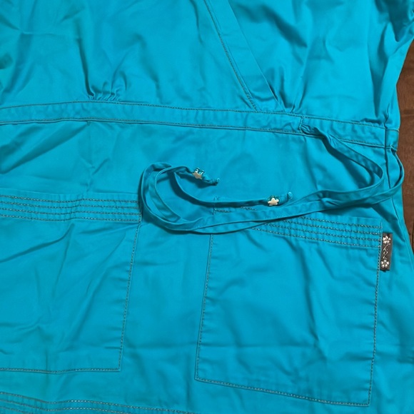 Koi xs teal scrub top - Picture 3 of 3